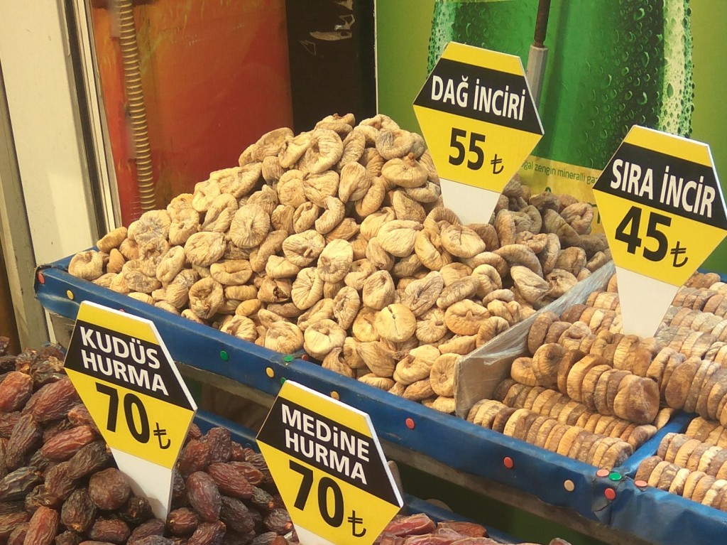Sun-dried figs from Turkey - cultivation in mountains Sun-dried figs from Turkey - cultivation in mountains