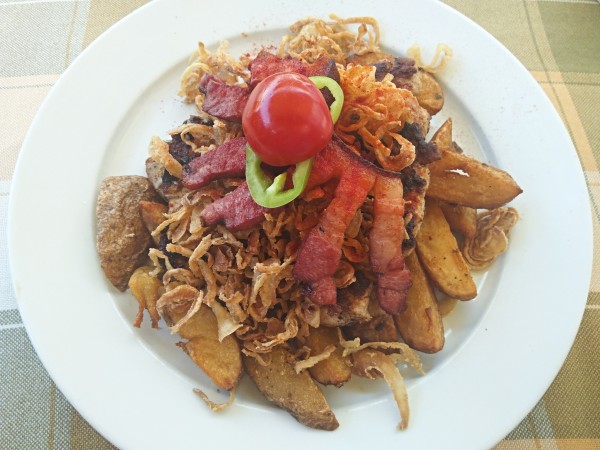 TOP 10 Most popular Hungarian dishes TOP 10 Most popular Hungarian dishes