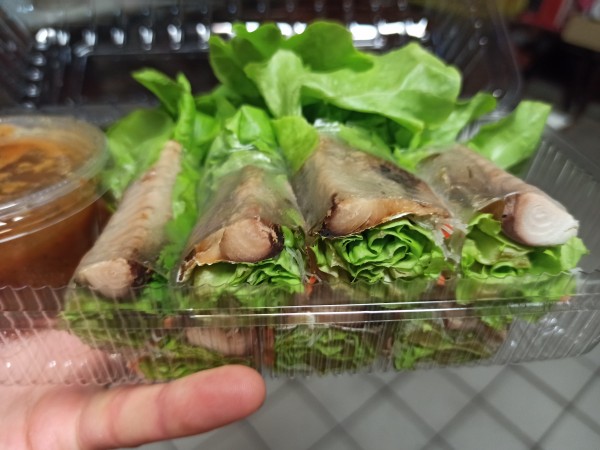Fresh tuna spring rolls with a lovely sweet and spicy sauce Fresh tuna spring rolls with a lovely sweet and spicy sauce