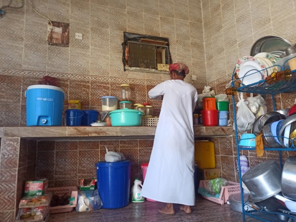 MUST – Lunch in Oman with local people in a rural area MUST – Lunch in Oman with local people in a rural area