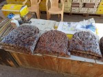 How to choose the best dates in Oman? Dried dates. How to choose the best dates in Oman? Dried dates.