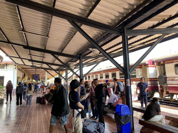 Bangkok to Ayutthaya by Train: Timetable, Best Train Options, and How to Get There Bangkok to Ayutthaya by Train: Timetable, Best Train Options, and How to Get There