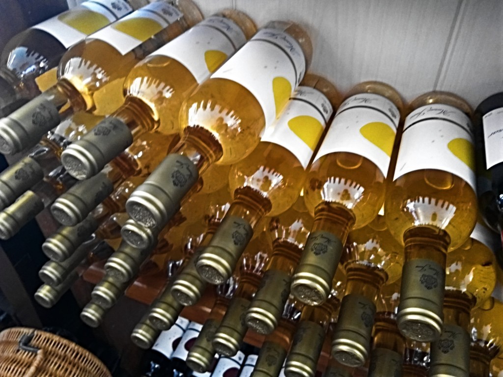 Lebanese Beaujolais Nouveau - Château Musar Jeune Blanc. Lebanese Beaujolais Nouveau - Château Musar Jeune Blanc.