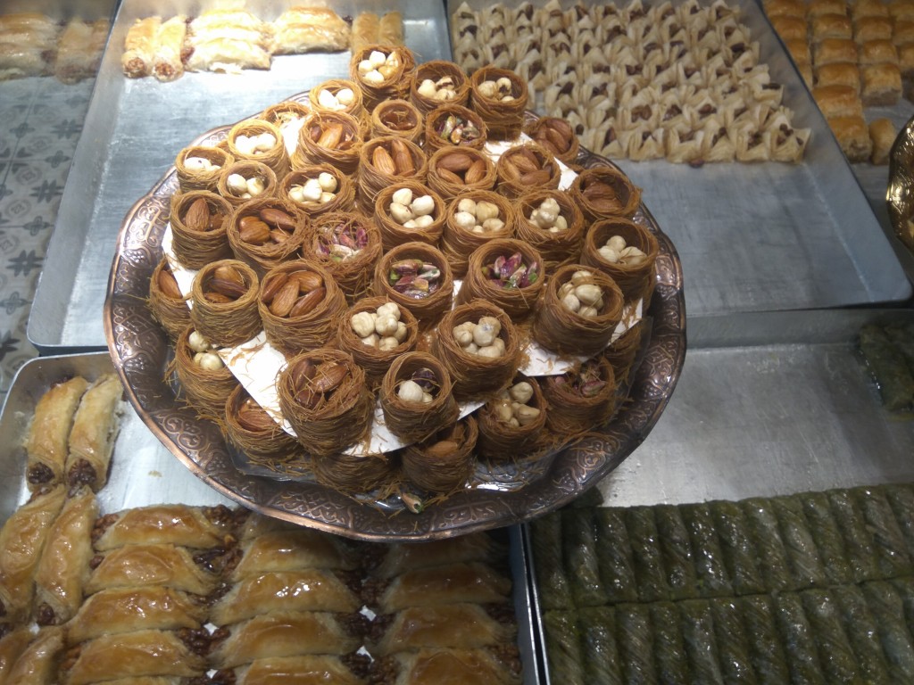 Bülbül yuvası  Bülbül yuvası