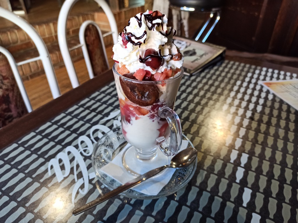 Ice-cream desserts Ice-cream desserts