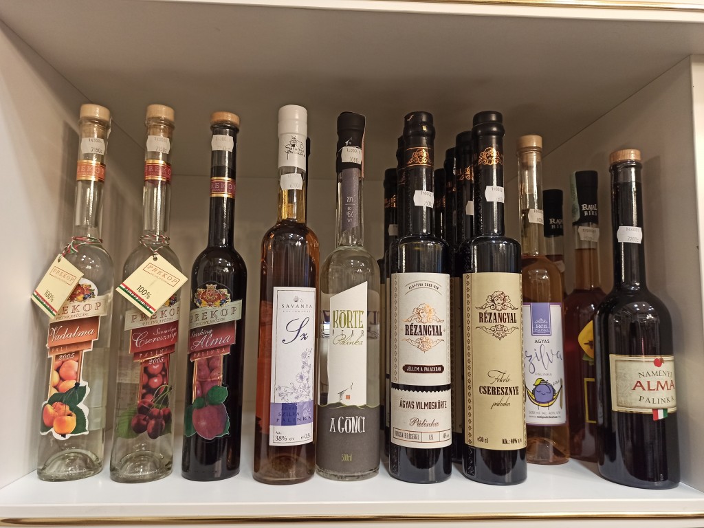 Varieties of pálinka Varieties of pálinka