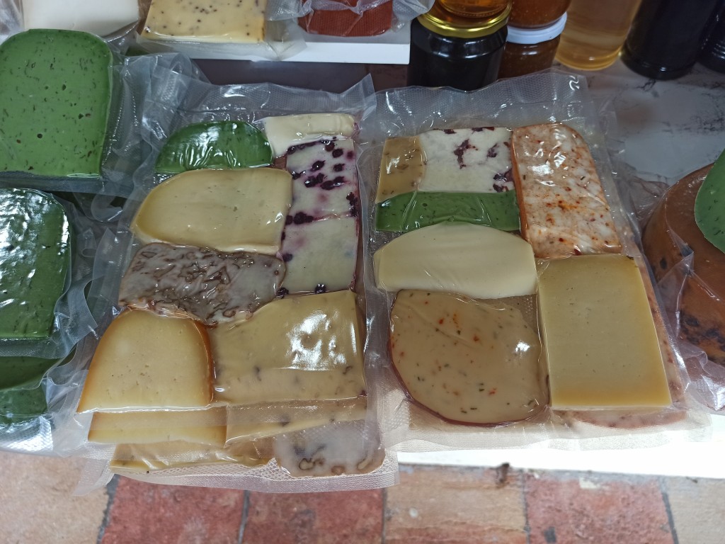 Montenegrin mixed-cow milk cheese Montenegrin mixed-cow milk cheese