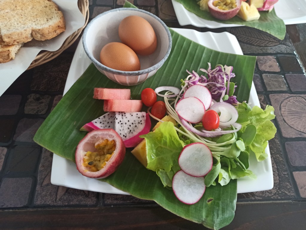 What to eat before a jungle trek in Thailand? What to eat before a jungle trek in Thailand?
