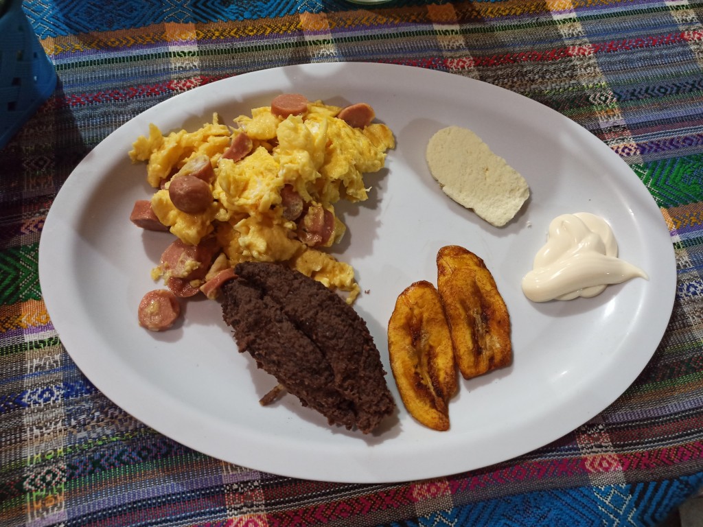 Desayuno Chapin with eggs, red beans, platans, cream or fresh cheese and tortillas Desayuno Chapin with eggs, red beans, platans, cream or fresh cheese and tortillas